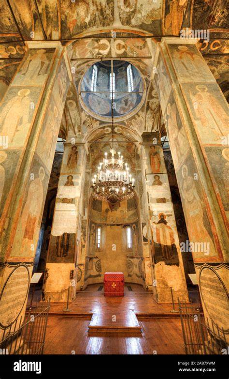 Interno affrescato della Chiesa della Trasfigurazione nel Monastero della Grande Meteora