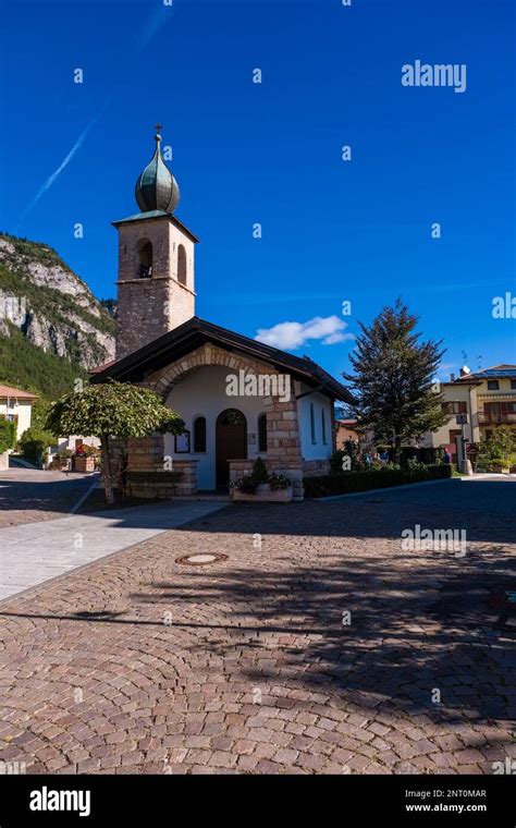 Esterno della Chiesa di San Rocco ad Andalo