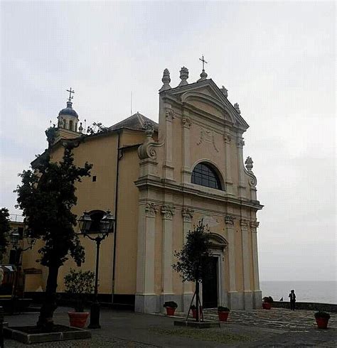 Campanile isolato della Chiesa della Natività di Maria a Spormaggiore