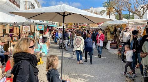 Mercato hippie di Formentera (artigianato e bancarelle)