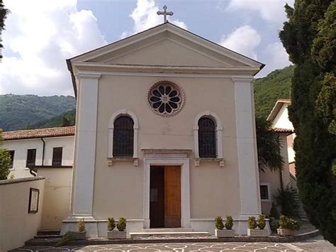Foto esterna del Convento Immacolata di Lourdes a San Pietro di Barbozza
