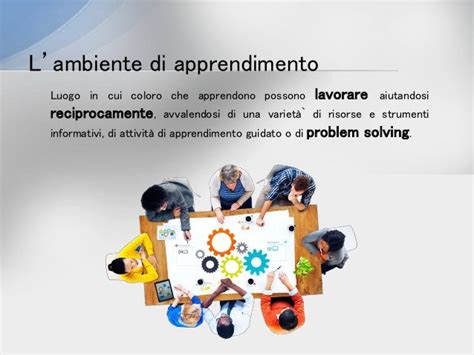 Foto di studenti in un ambiente di apprendimento moderno e collaborativo