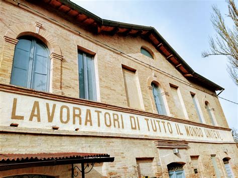 Foto storica della miniera di zolfo di Urbino o dell'agriturismo