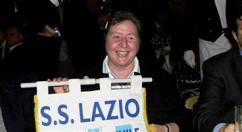 foto della squadra della Lazio con Suor Paola