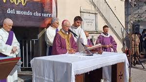 Motosiclisti che rendono omaggio ai defunti Sergio e Marco Vicalvi