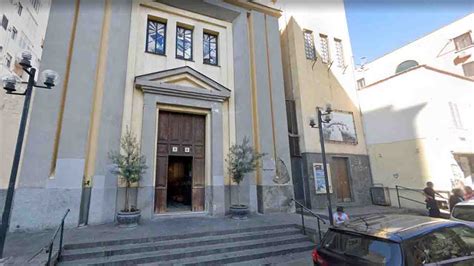 Foto esterna della Chiesa Sacro Cuore a Torre Annunziata
