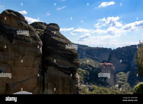 I monasteri delle Meteore arroccati sulle formazioni rocciose