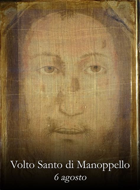 Foto ravvicinata del Volto Santo di Sansepolcro dopo il restauro, che ne mostra la veste azzurra e i dettagli del volto