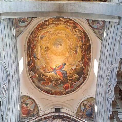 Dettaglio dell'affresco della Pentecoste di Nicola Arduino nel catino absidale della Cattedrale di Caltanissetta