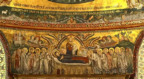 Interno della Basilica di Santa Maria Maggiore con i mosaici