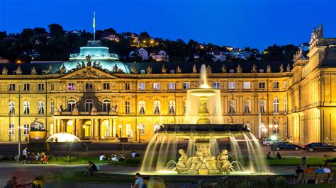 Foto esterna dell'Altes Schloss a Stoccarda
