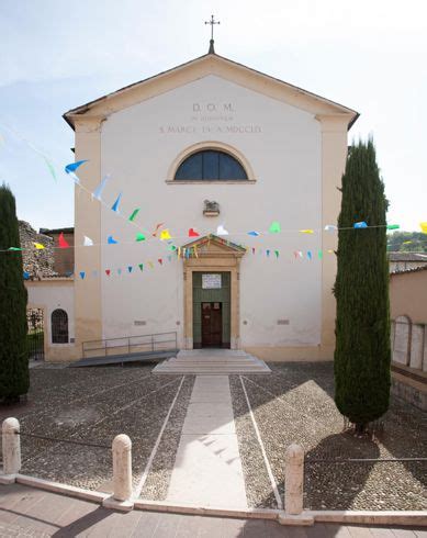 Vista esterna della Chiesa di San Marco Evangelista a Borghetto sul Mincio