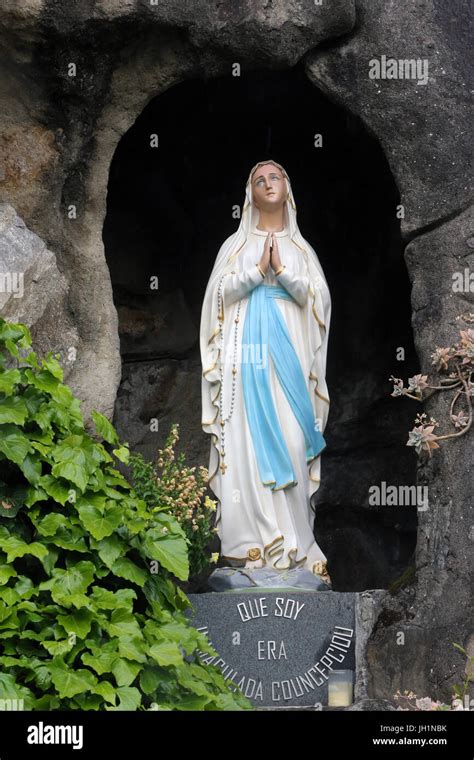 Immagine di Nostra Signora di Lourdes e Bernardette