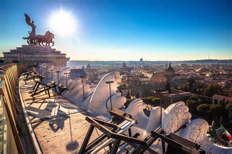 Terrazza delle Quadrighe con vista panoramica su Roma