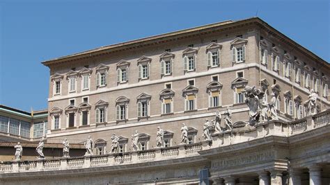Logo dell'Elemosineria Apostolica o immagine del Palazzo Apostolico