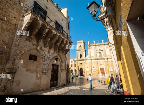 Foto dell'ingresso del Ristorante Giubilo nel centro storico di Brindisi