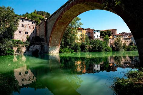Mappa storica di Fossombrone con le posizioni dell'antica Abbazia di Santa Maria in Lastreto e del Castello di San Biagio