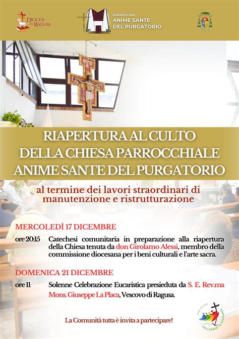 Foto di una celebrazione eucaristica solenne in una chiesa parrocchiale