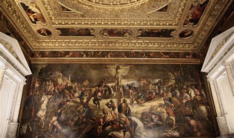 Veduta d'insieme della monumentale Crocifissione di Tintoretto nella Sala dell'Albergo della Scuola Grande di San Rocco.