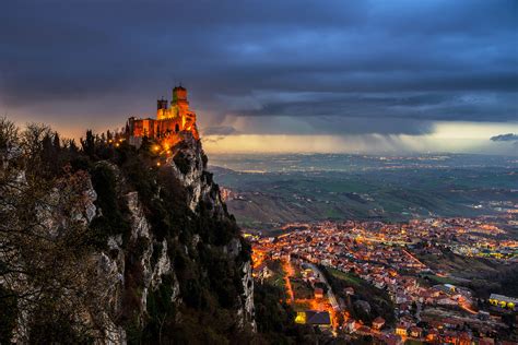 Foto esterna dello showroom Santi Giovanni a Dogana, San Marino