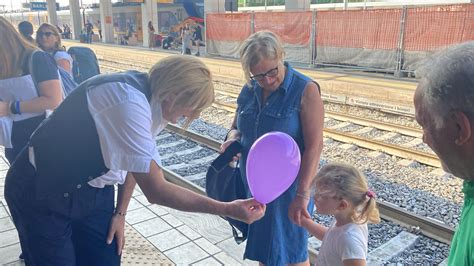 Pellegrini e volontari Unitalsi a bordo del treno speciale