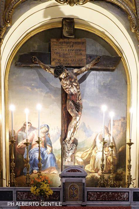 Foto del Crocifisso di Pietro Frasa nella Cattedrale di Foggia