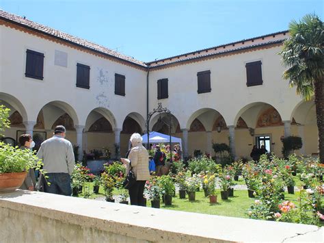 Giardini di rose dell'Abbazia di Rosazzo