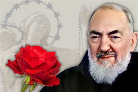 illustrazione di Padre Pio che tiene un rosario con un'aura di forza o luce