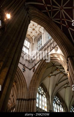 Dettaglio del pontile-tramezzo nella Cattedrale di York