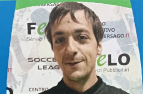 Ritratto di Don Gianfranco Rossi durante una funzione religiosa