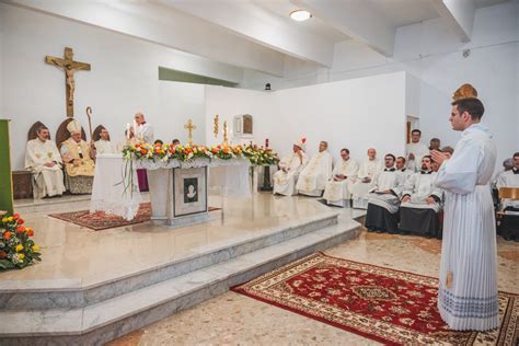 Foto del diacono Davide Bartoli durante il suo ministero