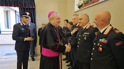 Immagine dell'arcivescovo Santo Marcianò durante l'omelia