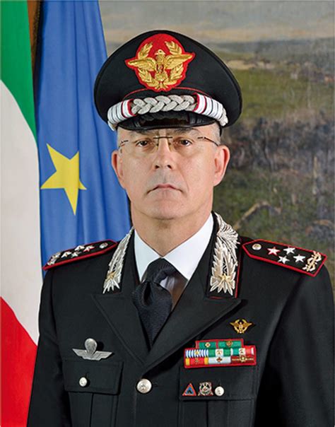 Foto del Generale Giovanni Nistri durante il suo discorso