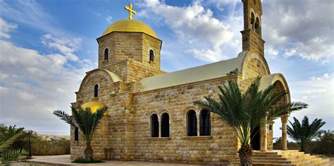 Ruderi archeologici di antiche chiese bizantine presso Betania oltre il Giordano