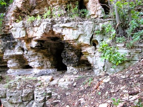 Schema geologico della formazione della dolina del Pulo di Molfetta