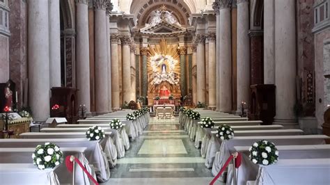 Santuario di San Salvatore in Lauro, interno o esterno, con riferimento a Padre Pio