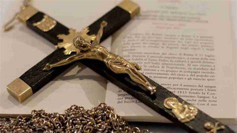 Immagine del Crocifisso da Missionario con catena dei Missionari del Preziosissimo Sangue