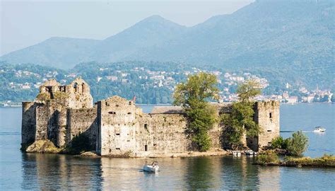 Fotografia dei Castelli di Cannero sul Lago Maggiore