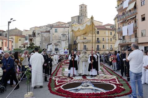 Infiorata del Corpus Domini a Nettuno