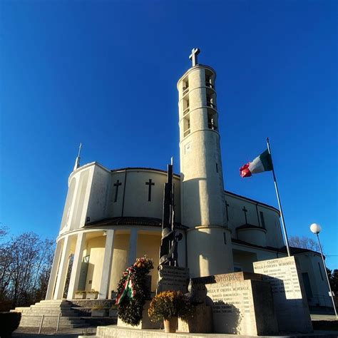 Foto storica del campanile di Santa Maria della Vittoria sul Montello