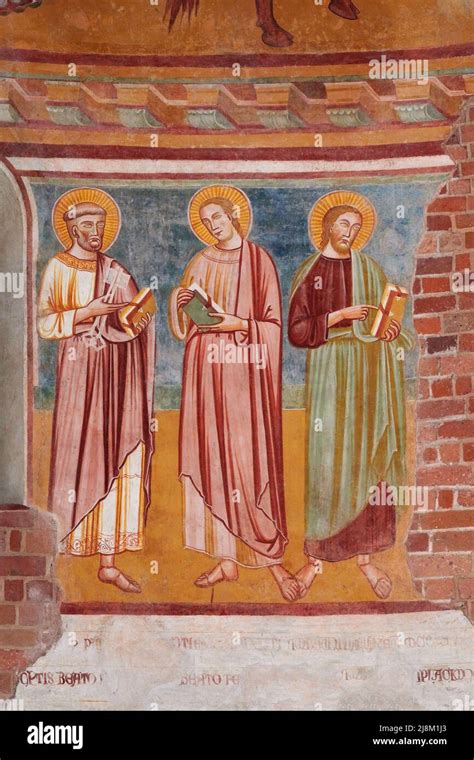 Affresco del XIV secolo raffigurante Pietro Celestino in abiti pontificali all'interno dell'Eremo di Sant'Onofrio.
