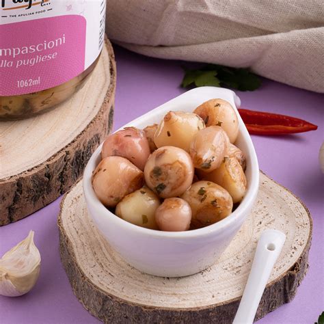 Immagine di lampascioni in olio d'oliva