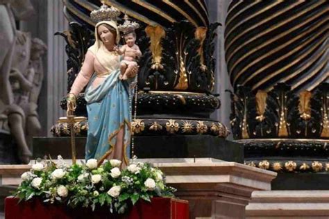 Statua lignea della Madonna con Bambino in trono, Santa Maria d'Orsoleo
