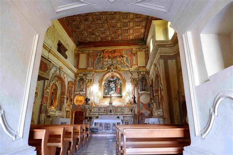 Foto storica del Convento di Santa Maria d'Orsoleo in stato di degrado prima del restauro