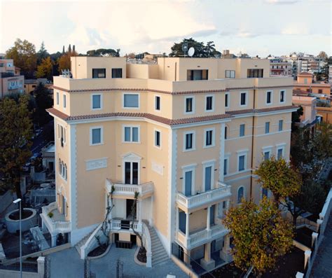 Edificio della residenza Altomonte a Roma