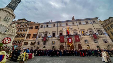 Cerimonia del Papa in Piazza Mignanelli per l'Immacolata
