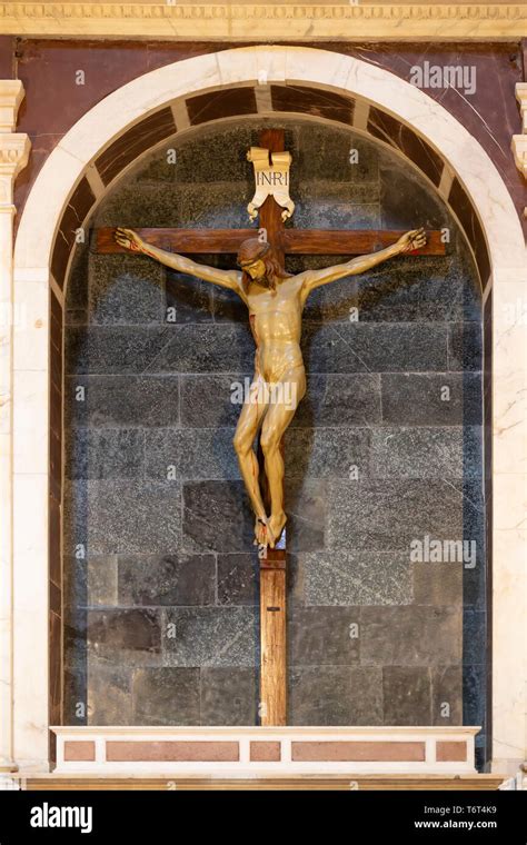 Crocifisso di Filippo Brunelleschi nella Basilica di Santa Maria Novella, Firenze