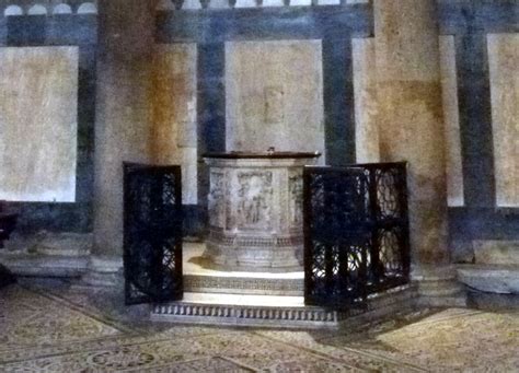 Immagine del fonte battesimale del Battistero di San Giovanni a Firenze