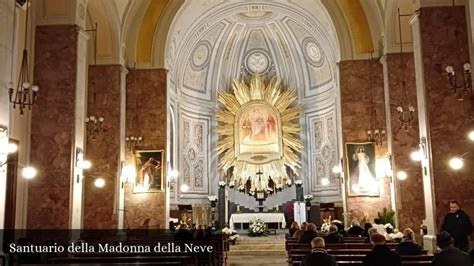 Interno del Santuario della Madonna della Rota con l'altare maggiore