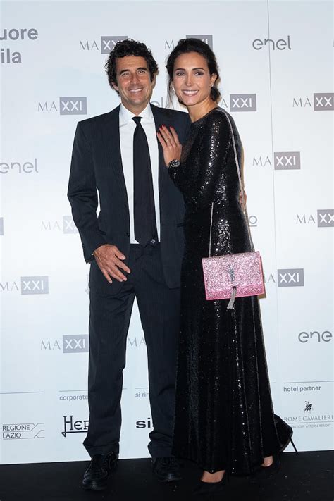 Caterina Balivo e Guido Maria Brera sorridenti, foto di coppia